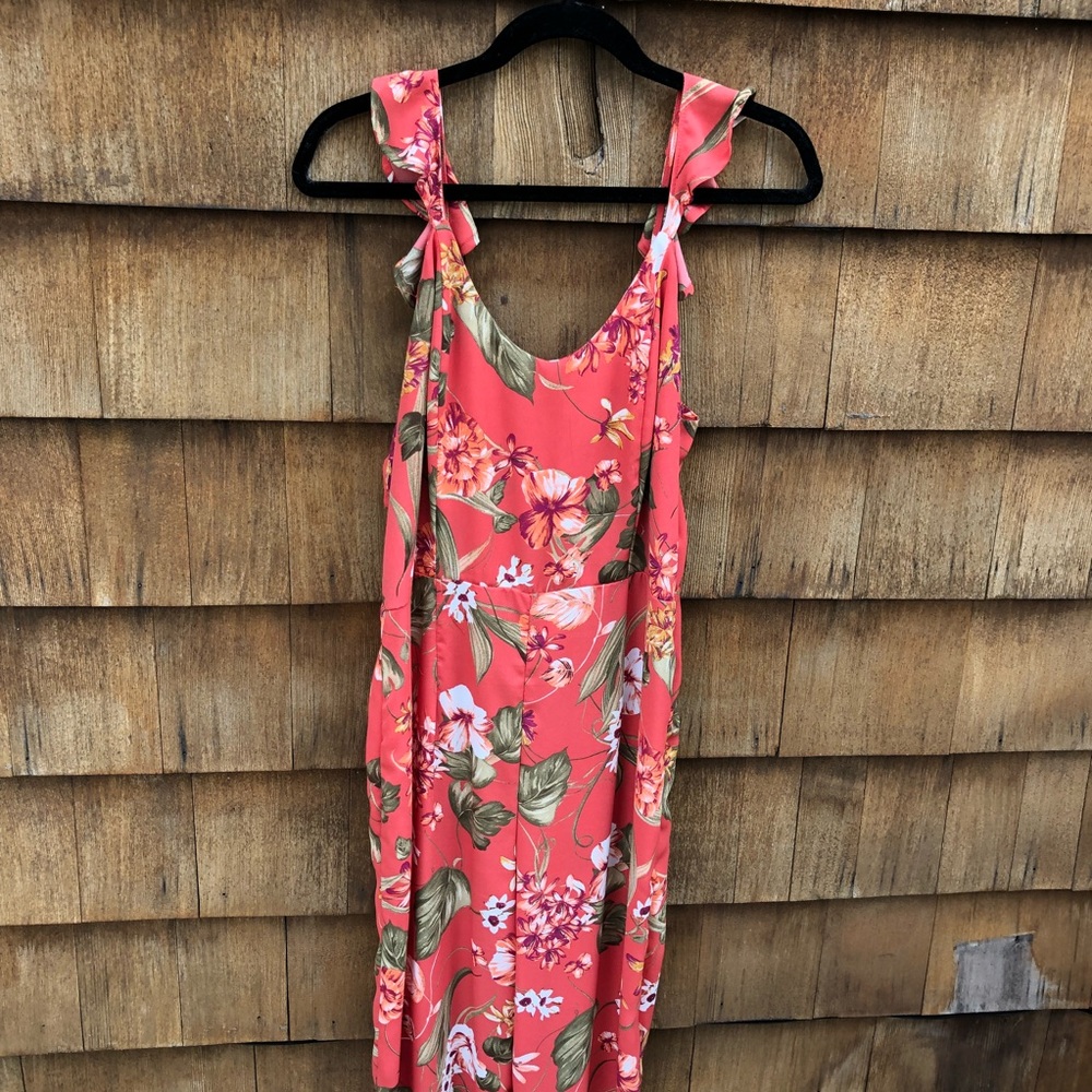 🌞🌺FLORAL JUMPSUIT/ROMPER🌺🌞